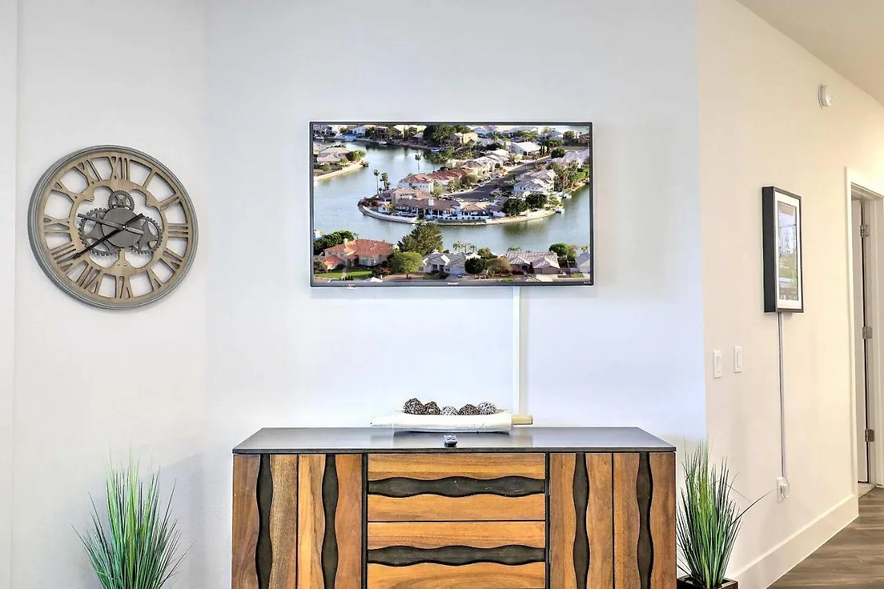 Exquisite Home-Walk Score 81-Shopping District-King Bed-Parking -G3021 Scottsdale Verenigde Staten