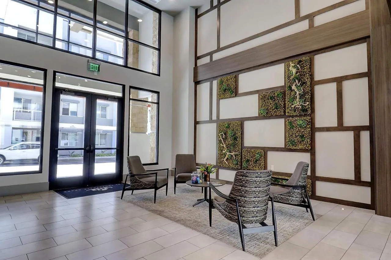 Exquisite Home-Walk Score 81-Shopping District-King Bed-Parking -G3021 Scottsdale 0*,