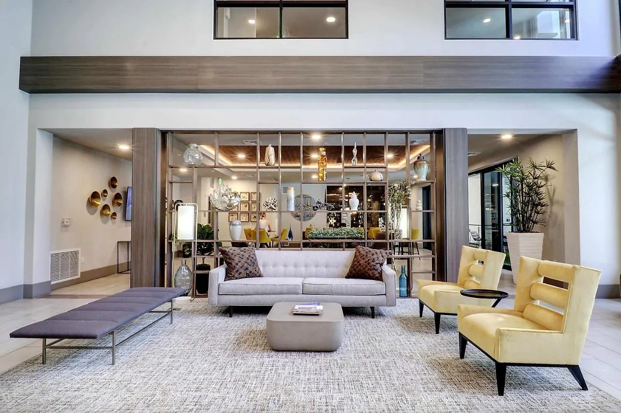Exquisite Home-Walk Score 81-Shopping District-King Bed-Parking -G3021 Scottsdale 0*,